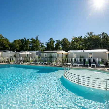 Mobil-home Confortable Avec Terrasse à - Api-1-52-286