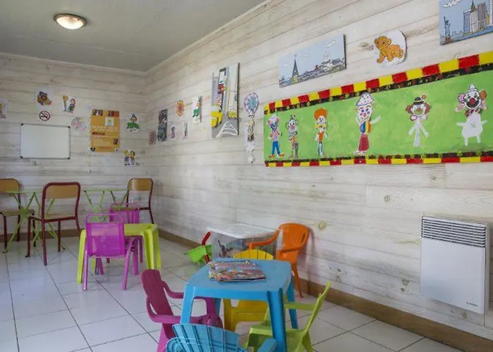 Mobil-home Confortable Avec Terrasse à - Api-1-52-286 *